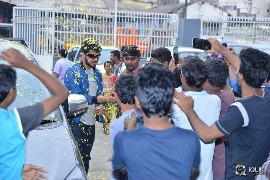 Ekkadiki-Pothavu-Chinnavada-Movie-Success-Tour